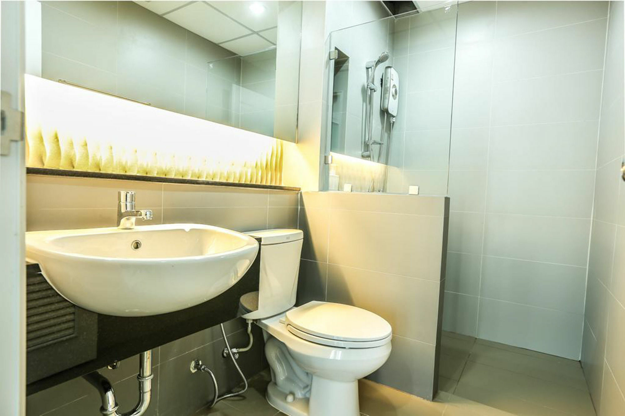 Central Place Serviced Apartment Angsila Chonburi Exterior foto