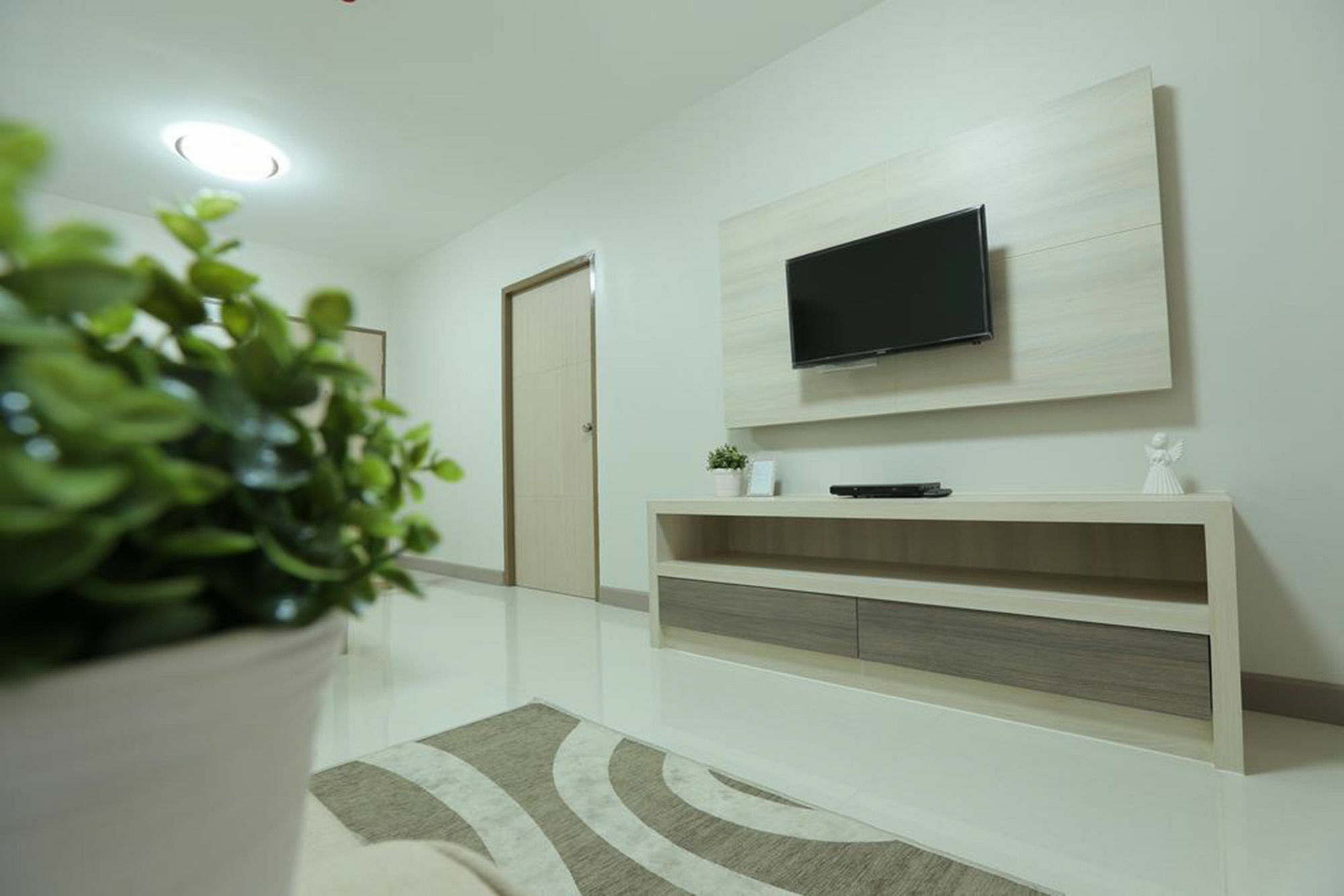 Central Place Serviced Apartment Angsila Chonburi Exterior foto